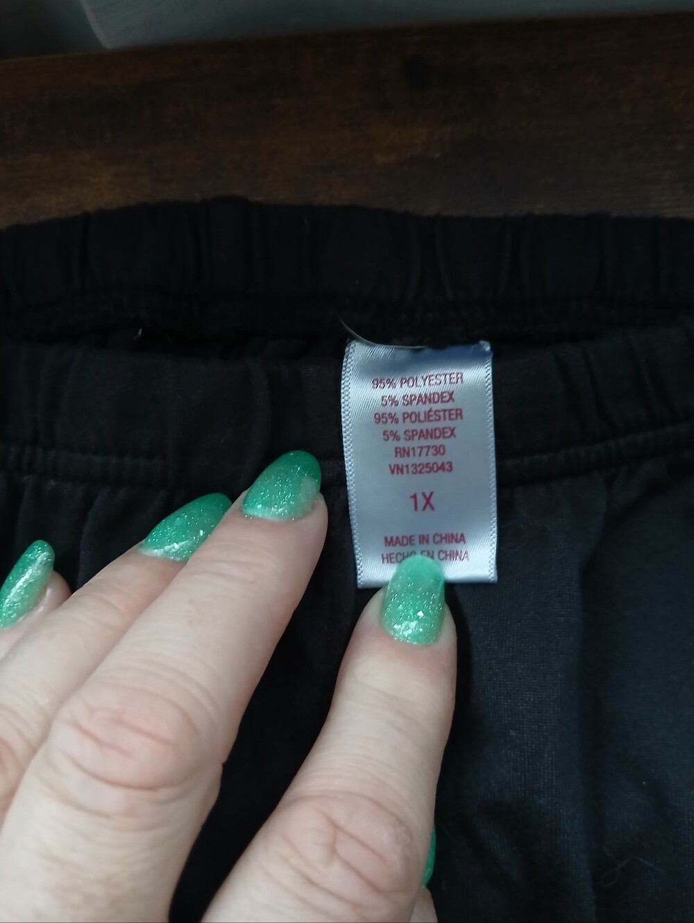 Black Stretch Leggings - Comfortable Everyday Wear - Picture 2 of 3